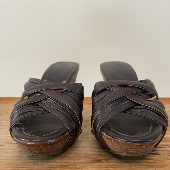 Frye Reese Brown Leather Wood Stacked Heels Sandal Slides Shoes Women’s Sz 9 - Picture 3 of 10